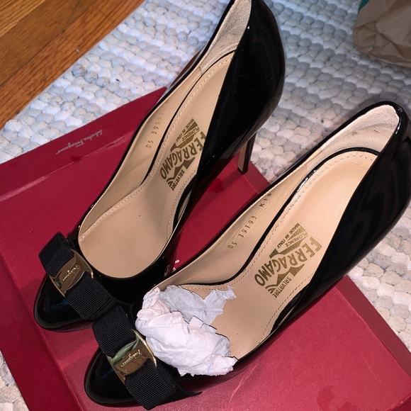 Salvatore Ferragamo “Rilly” Black Patent Heels - Picture 1 of 8